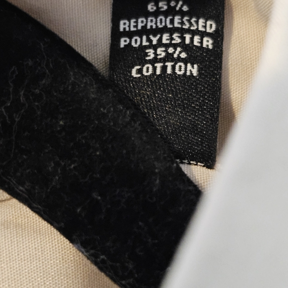 Van Heusen Stone Button-Up Shirt - Picture 5 of 6